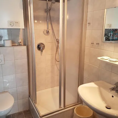 Haus Übergänger Ellbögen