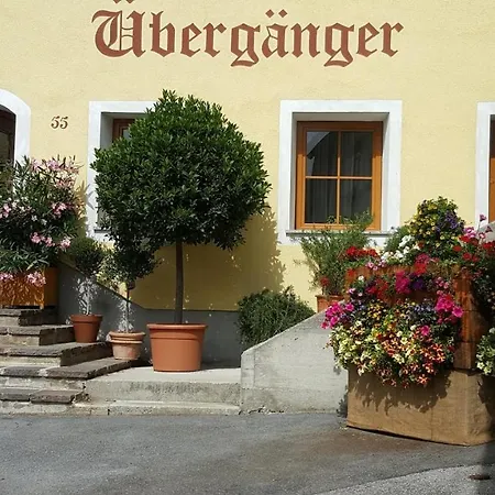 Haus Uebergaenger Nocleg ze śniadaniem Ellbögen